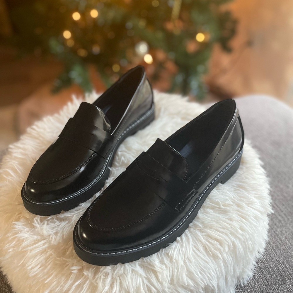 JustFab | Black Loafers | Size: Women’s 8